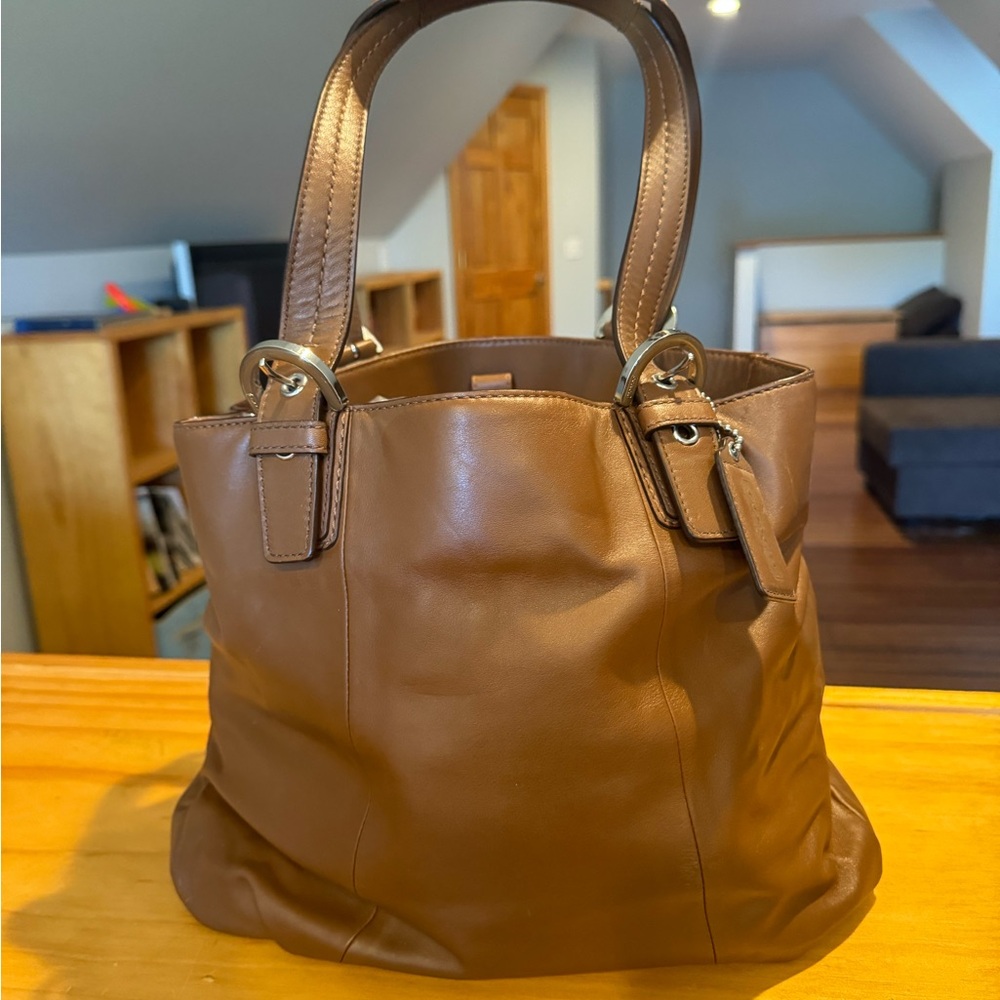 Coach brown shoulder bag